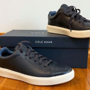 casual shoes lead